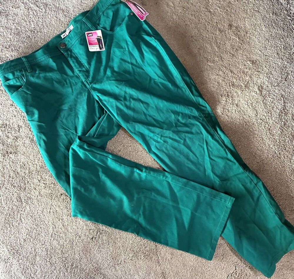 NWT Lee Preppy Classic Fit Straight Leg Green Jeans Slimming Stretch Pants Sz 18